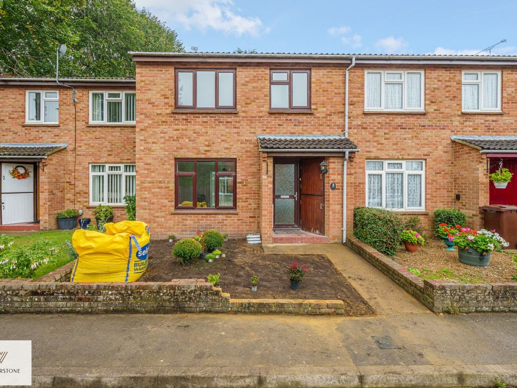 3 bed terraced house for sale in Egham, Surrey TW20, £380,000 Zoopla