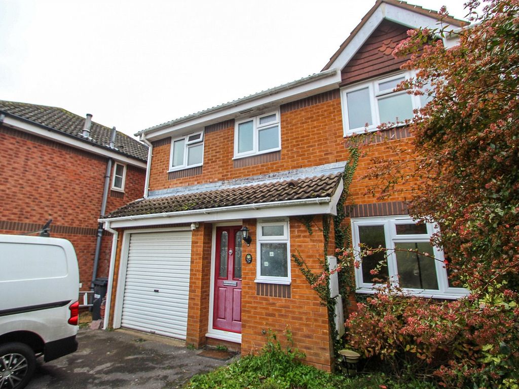 5 bed detached house for sale in Astral Gardens, Hamble, Southampton