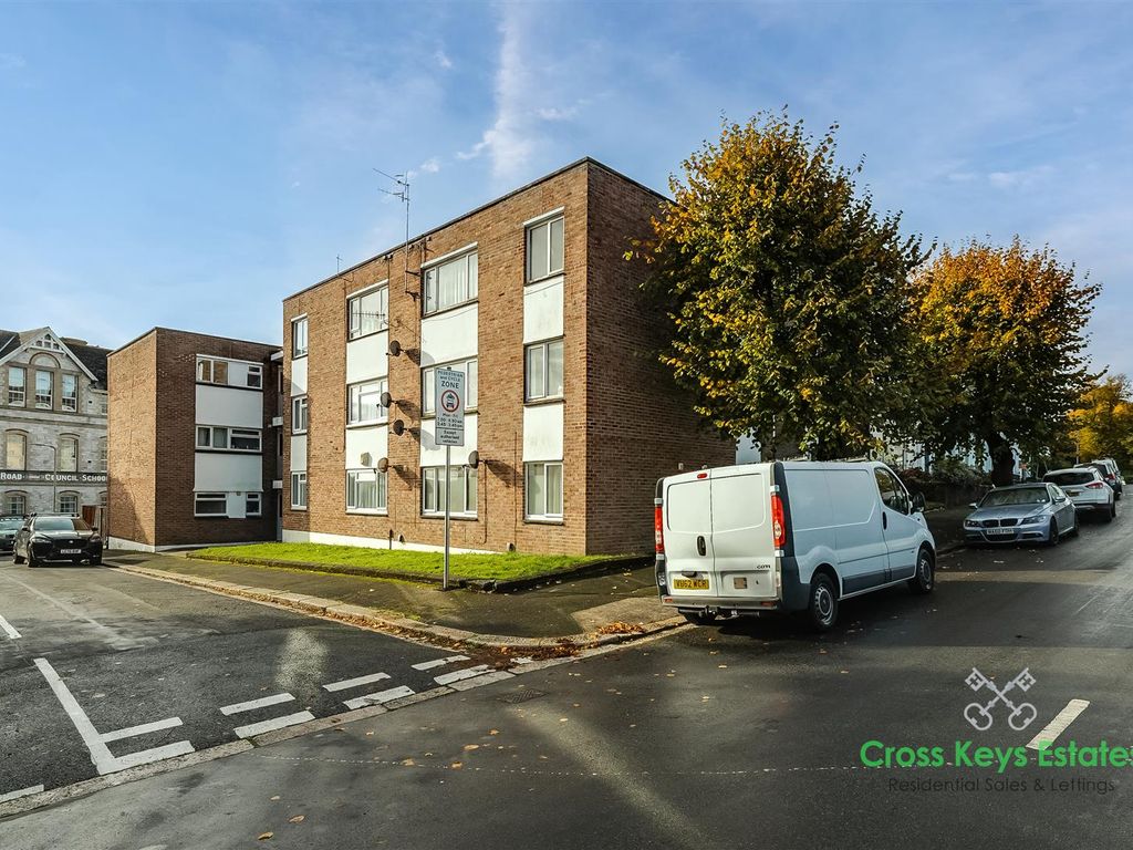 1 bed flat for sale in Stuart Road, Stoke, Plymouth PL1, £100,000 Zoopla