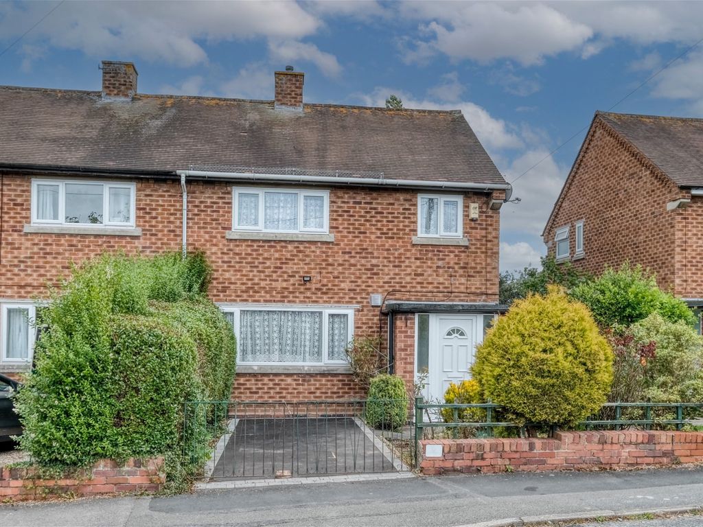 3 bed semidetached house for sale in Willow Way, Batchley, Redditch