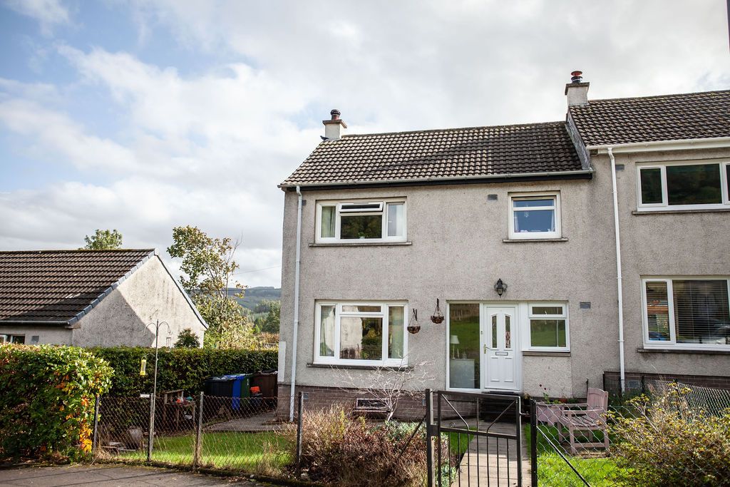 3 bed semidetached house for sale in Fingal Road, Killin FK21, £