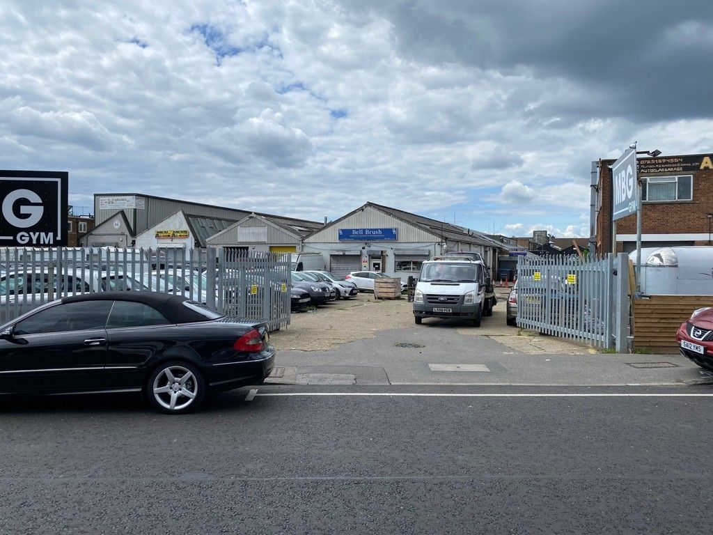 Light industrial for sale in 284286 Alma Road, Enfield, Greater London