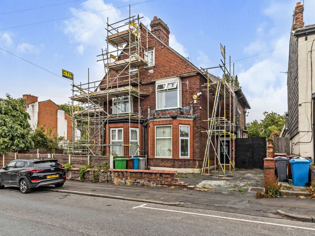5 bed semidetached house for sale in Ashley Lane, Manchester, Greater