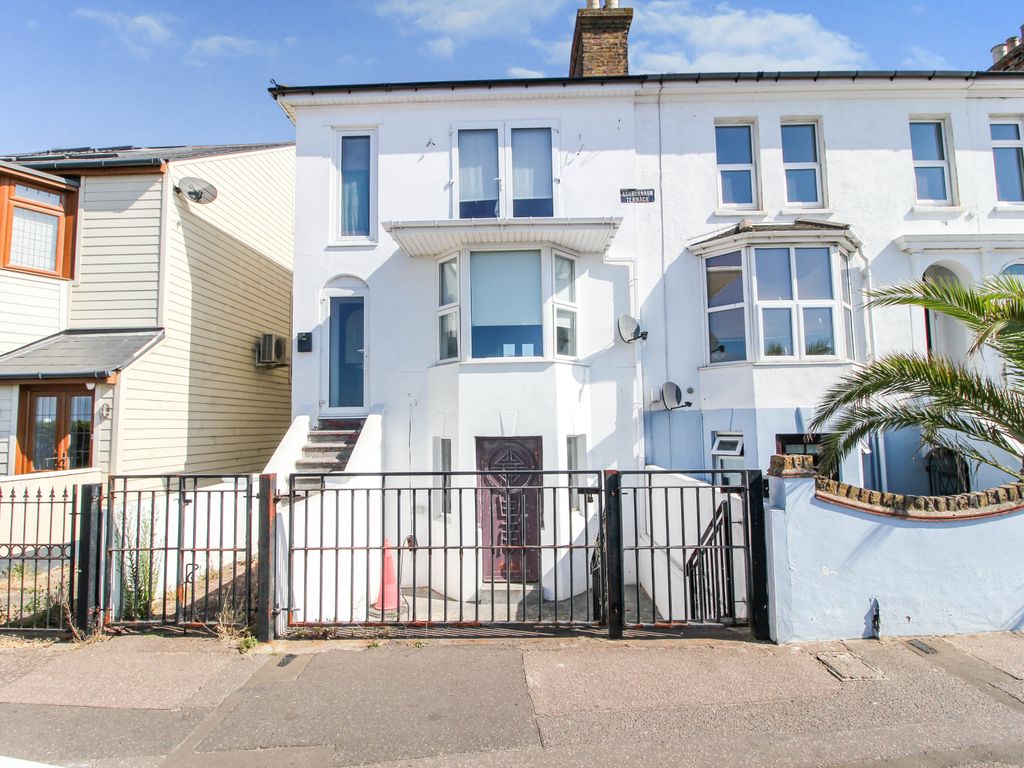 Property to rent in Eastern Esplanade, SouthendOnSea SS1 Zoopla