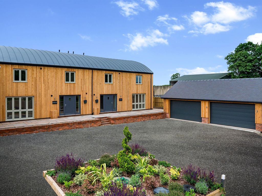 New home, 4 bed barn conversion for sale in Bridgehouse Lane, Winterley