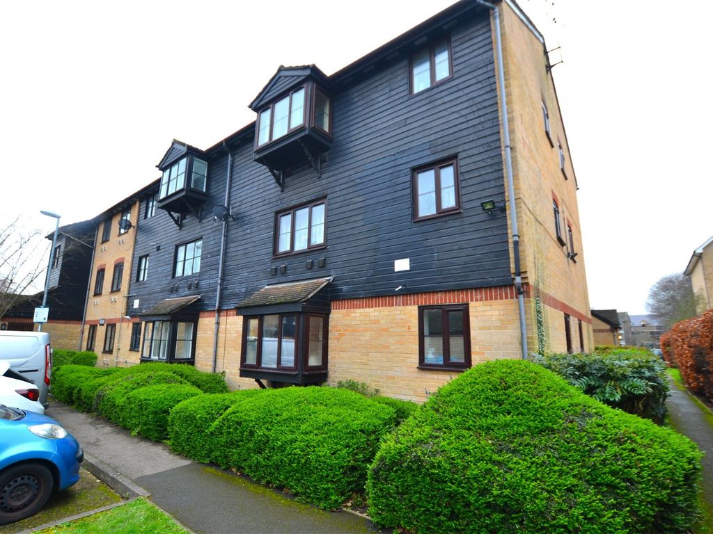 Studio for sale in Kilberry Close, Osterley, Isleworth TW7, £225,000