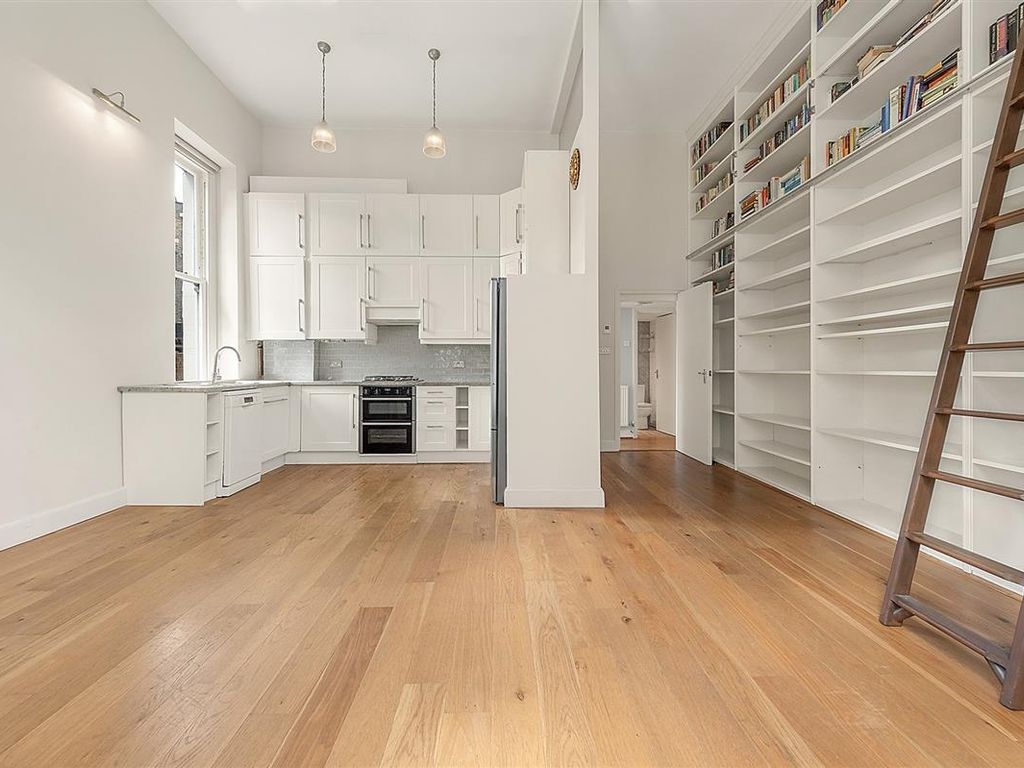 Earl's Court Square, London SW5  