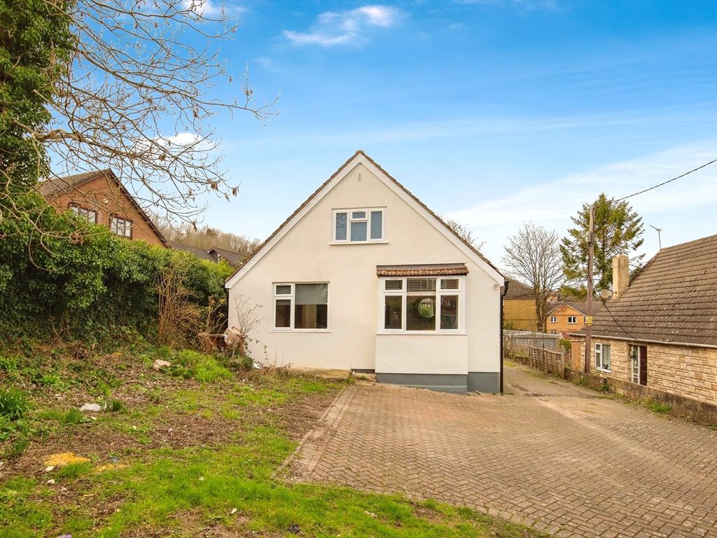 4 bed detached house for sale in Robin Hood Lane, Chatham ME5, £600,000