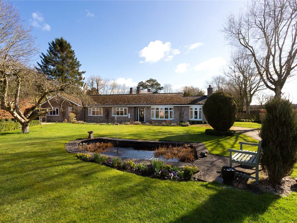 4 bed bungalow for sale in Flaxton, York, North Yorkshire YO60 Zoopla