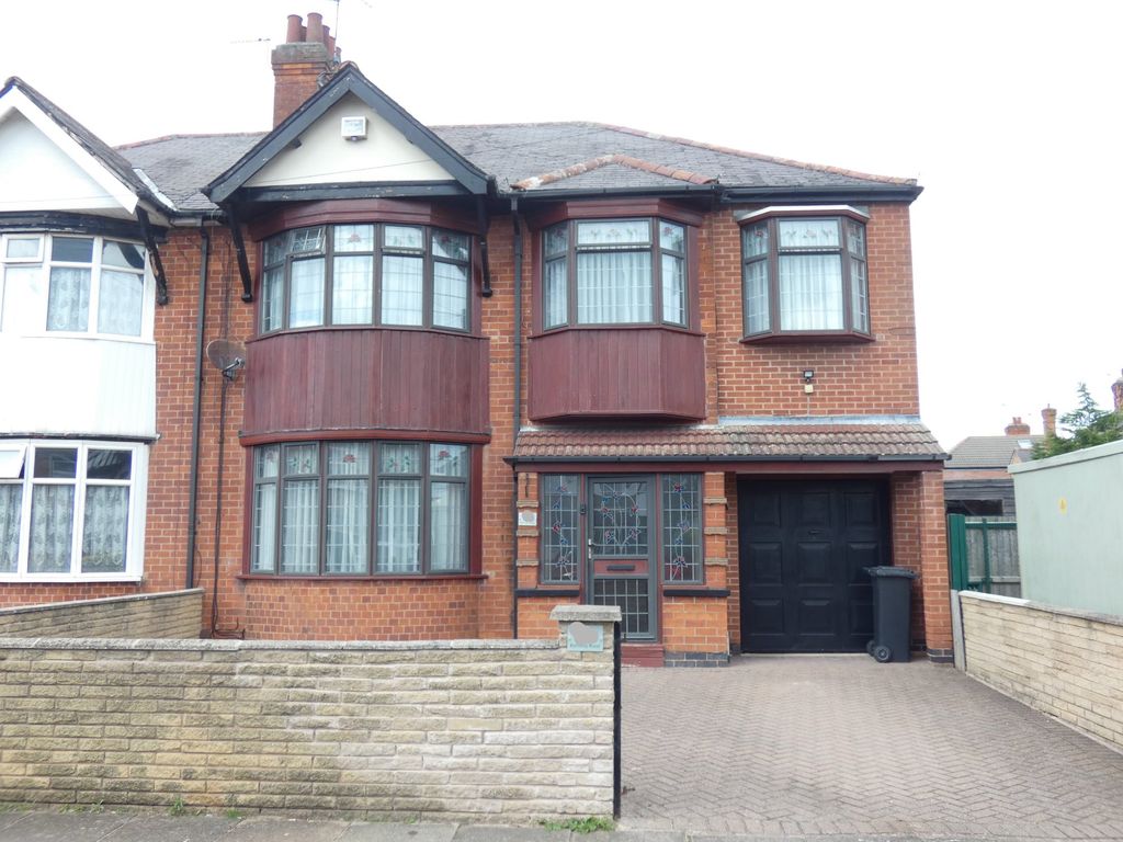 5 bed semidetached house for sale in Romway Road, Evington, Leicester