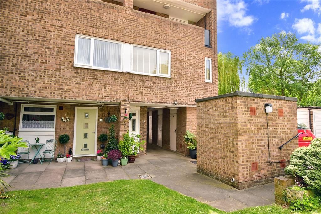 1 bed flat for sale in Chingford Avenue, London E4 Zoopla