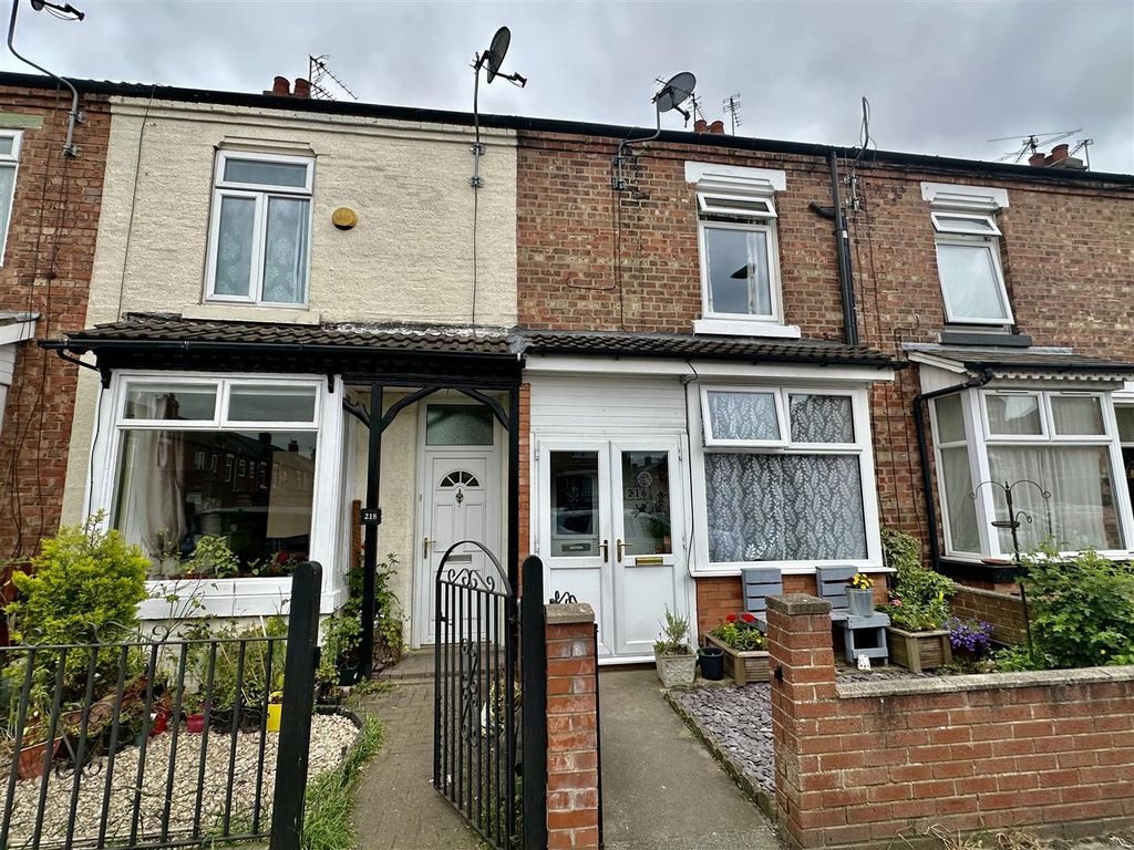 3 bed terraced house for sale in Greenbank Road, Darlington DL3 Zoopla