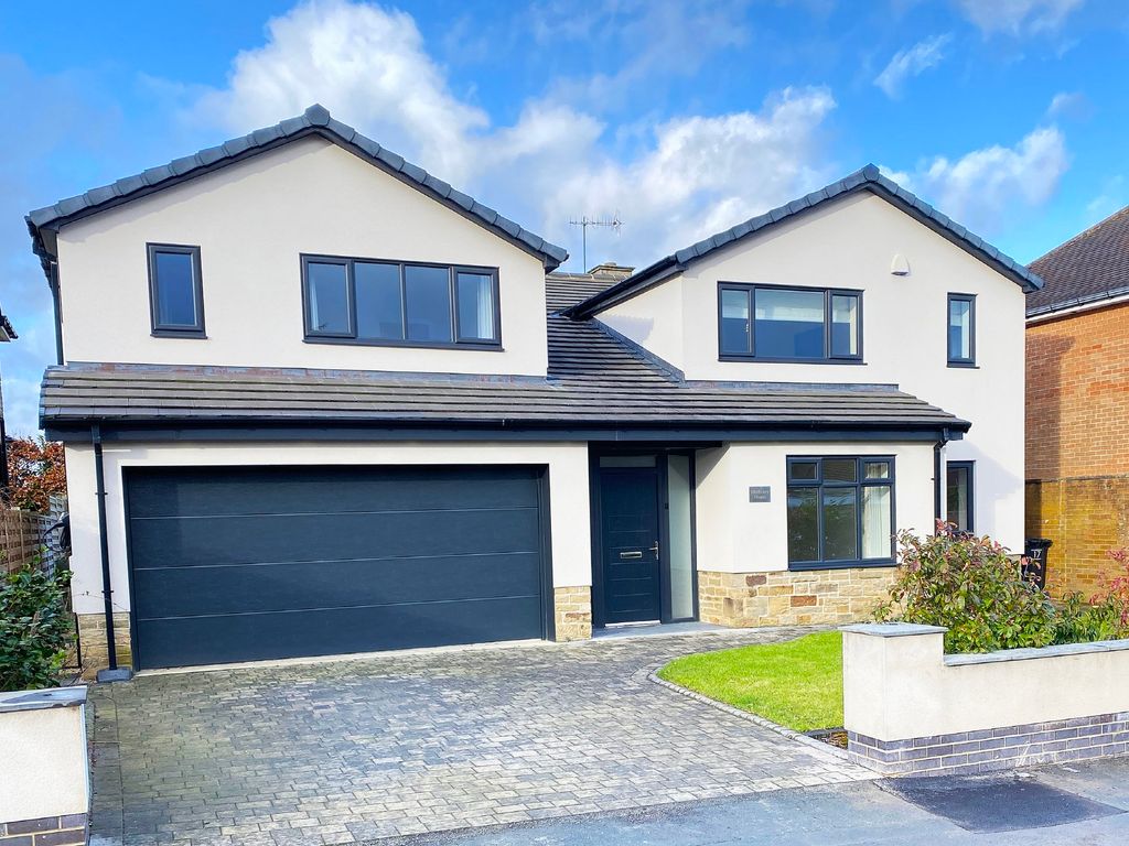 5 bed detached house for sale in Leadhall Drive, Harrogate HG2, £