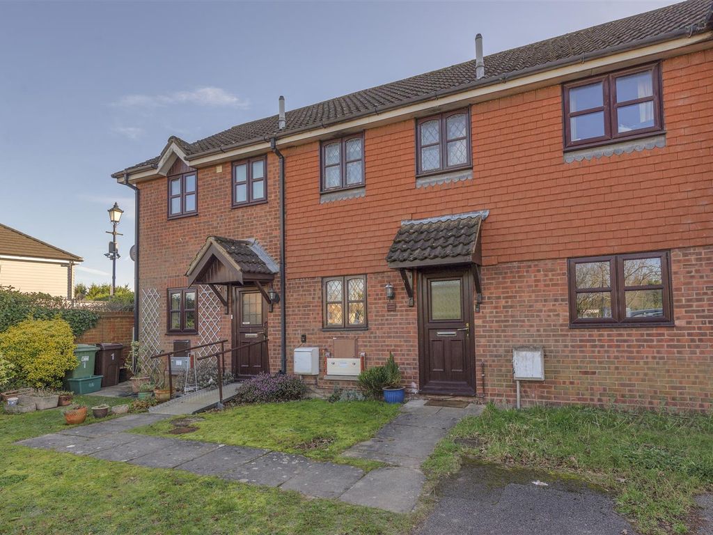 2 bed terraced house for sale in Brookdene, Five Oak Green, Tonbridge