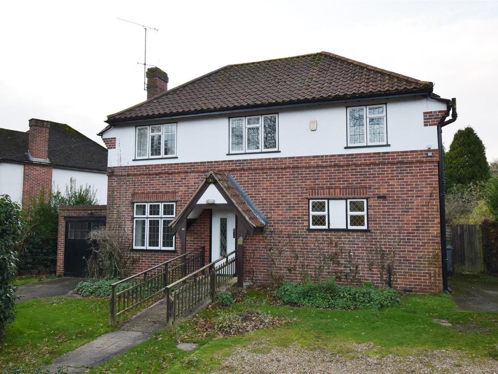 3 bed detached house to rent in Peppard Road, Caversham, Reading RG4