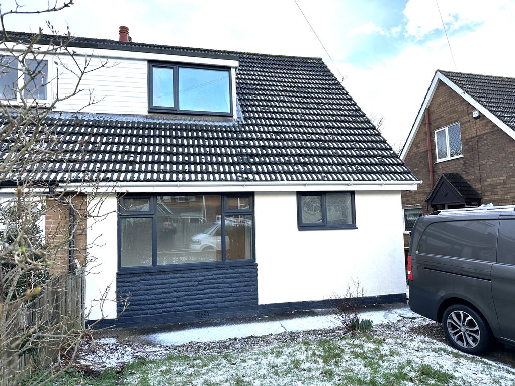 3 bed semidetached house for sale in Richmond Road, Eccleston, Chorley