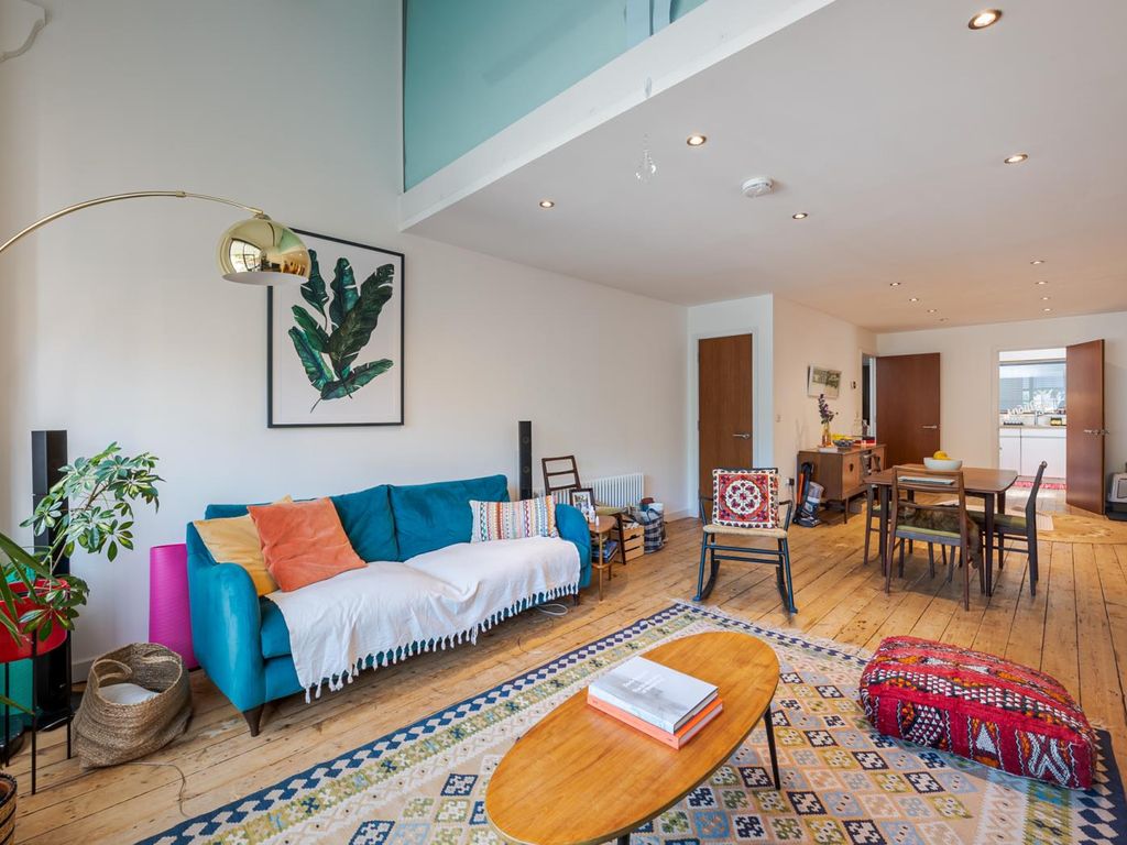 Venn Street London SW4  