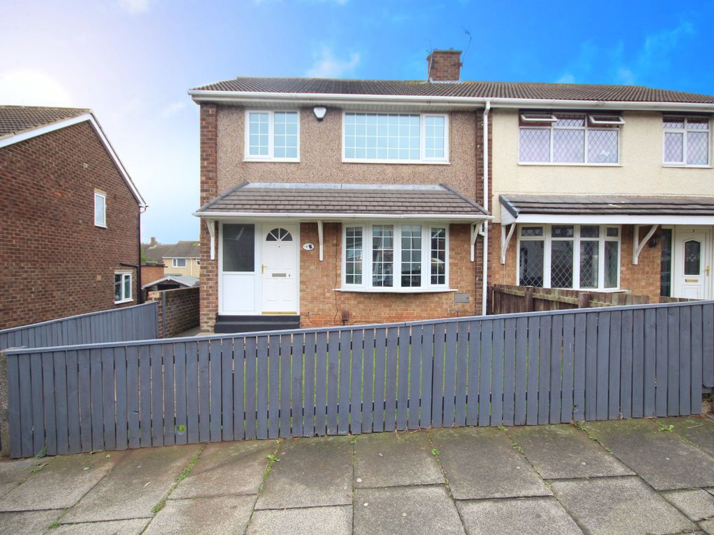 Semidetached house to rent in Roseberry Crescent, Middlesbrough, North