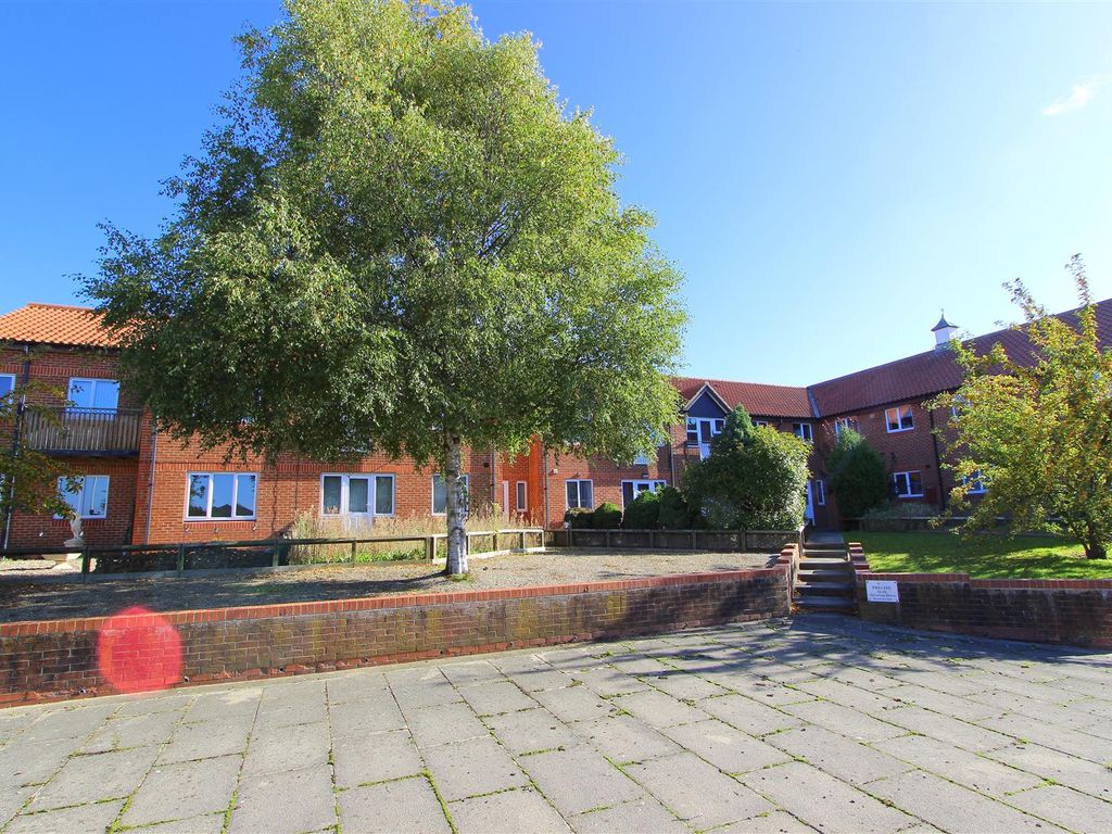 2 bed flat for sale in Alverton Drive, Faverdale, Darlington DL3, £