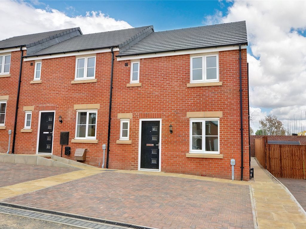 New home, 2 bed town house for sale in Plot 14, Silverwood, Selby Road