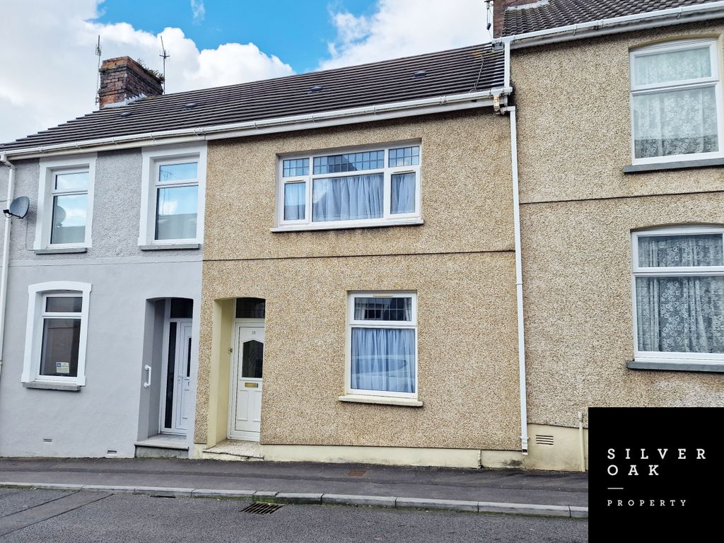 3 bed terraced house to rent in Rice Street, Llanelli, Carmarthenshire