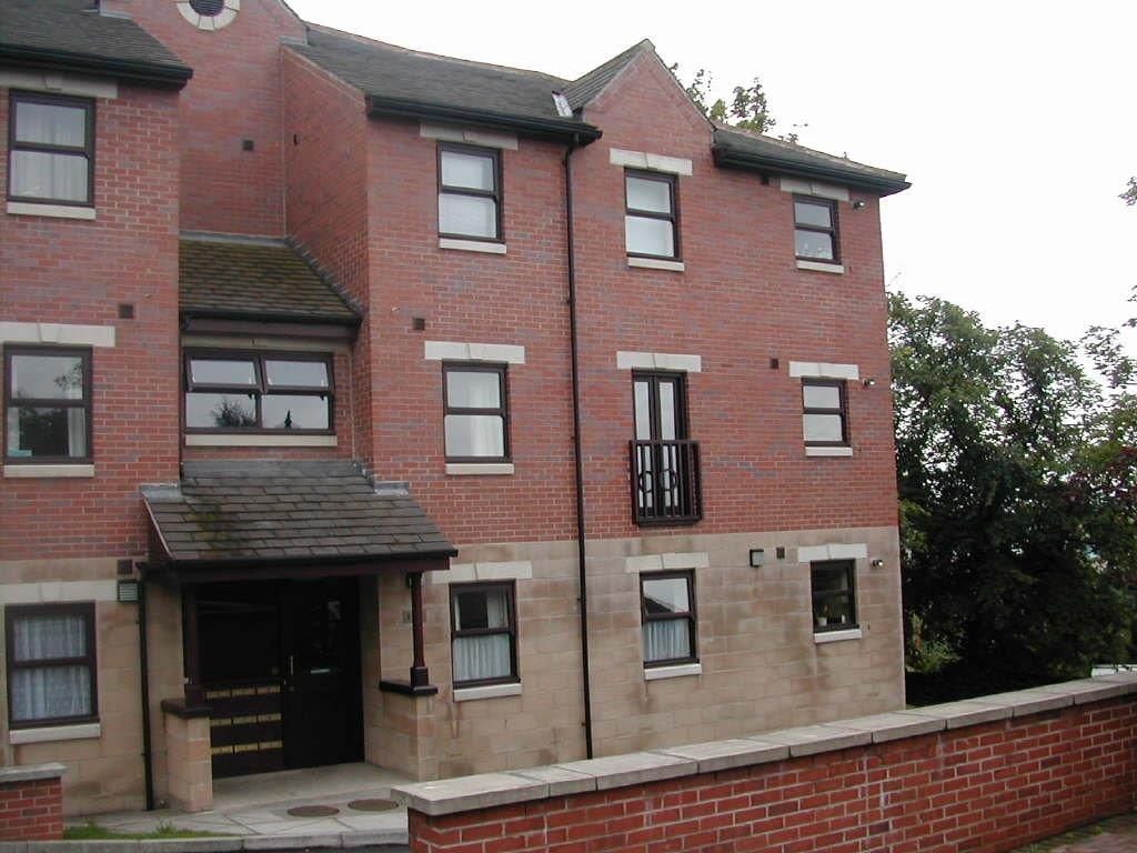 2 bed flat to rent in Cliff Villa Court, Balne Lane, Wakefield WF1 Zoopla