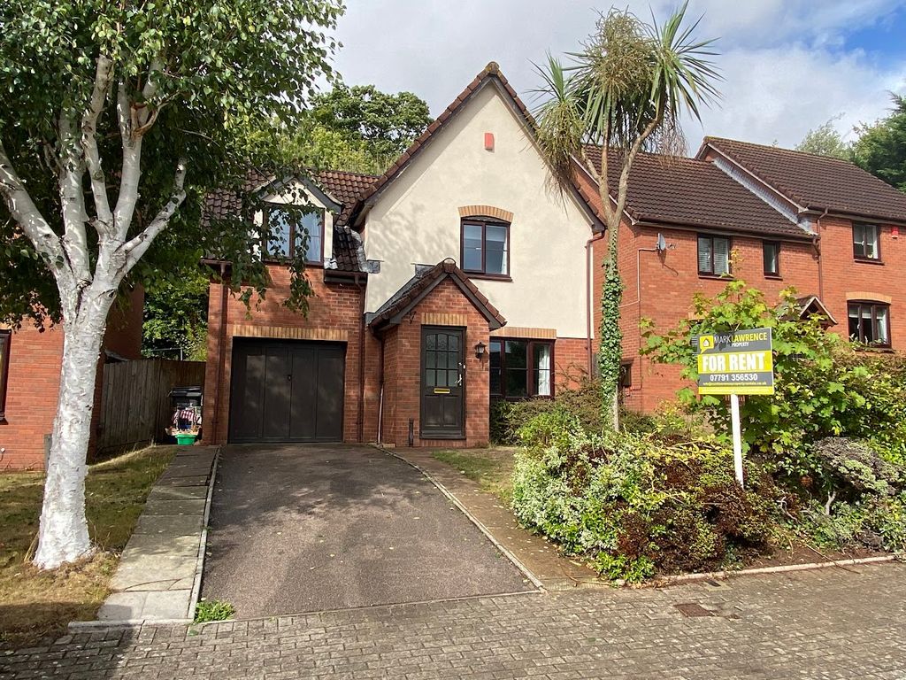 3 bed detached house to rent in Heron Way, Torquay TQ2 Zoopla