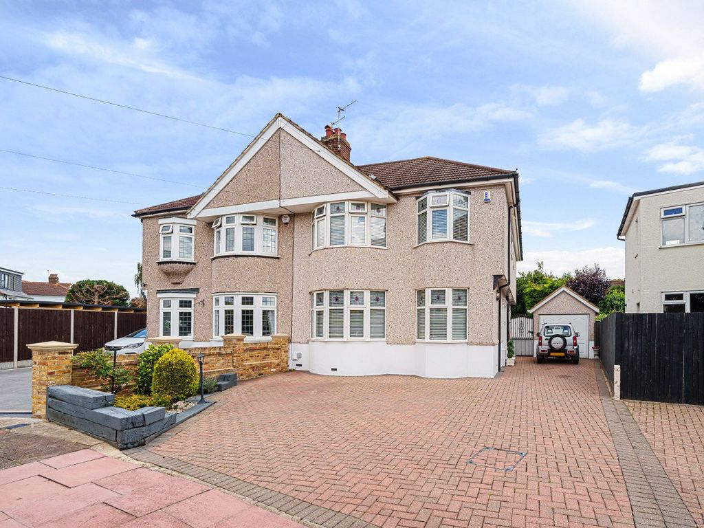 4 bed semidetached house for sale in Westbrooke Road, Sidcup DA15, £