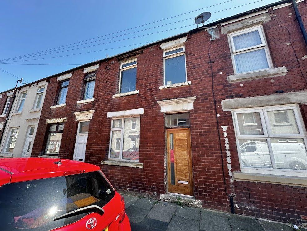 2 bed terraced house for sale in Crossland Road, Blackpool FY4, £65,000