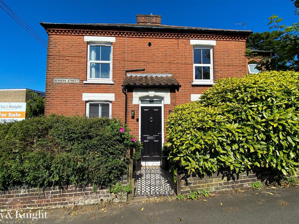 2 bed end terrace house for sale in Berners Street, Norwich NR3, £240,000 Zoopla