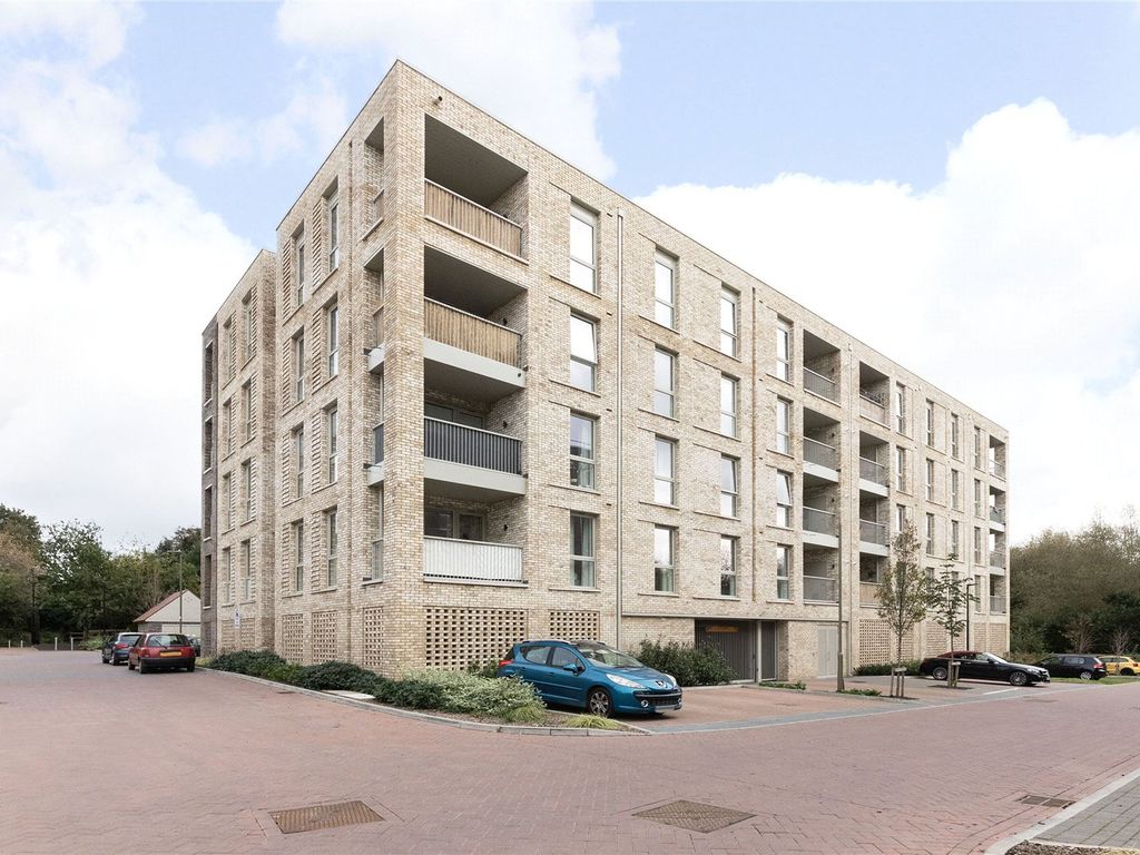 2 bed flat for sale in Armstrong Road, Littlemore OX4, £201,000 Zoopla