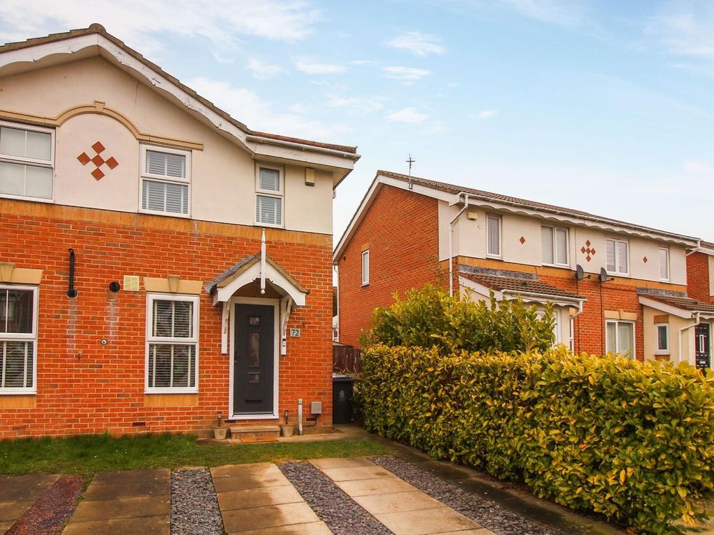 2 bed semidetached house for sale in Greenhills, Killingworth