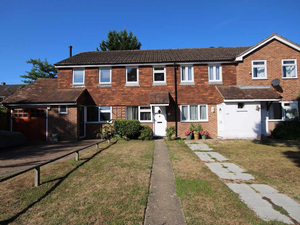 2 bed terraced house to rent in Doddingtoncourt, Maidstone ME16 Zoopla