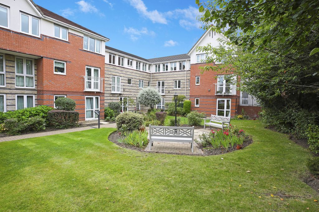 St. Edmunds Court, Leeds LS8