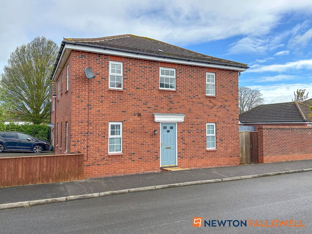 4 bed detached house for sale in Wickliffe Park, Claypole, Newark NG23