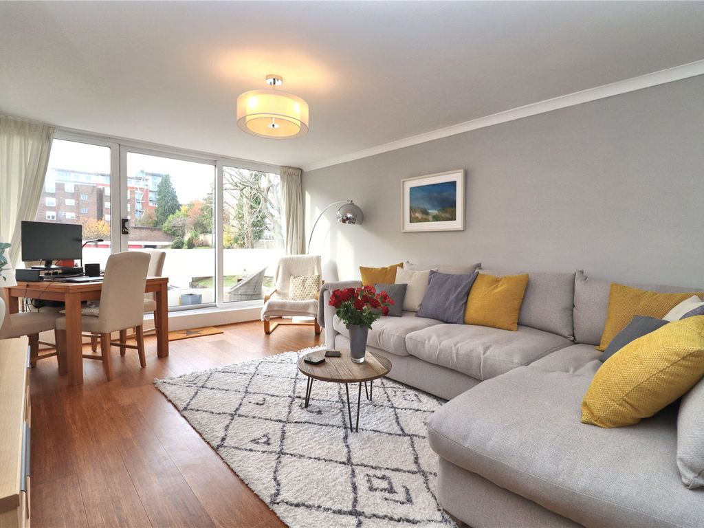 Park Drive, Woking GU22  