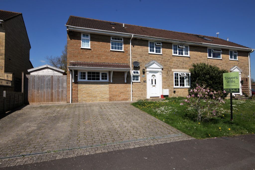 4 bed semidetached house for sale in Manor Drive, Merriott, Somerset