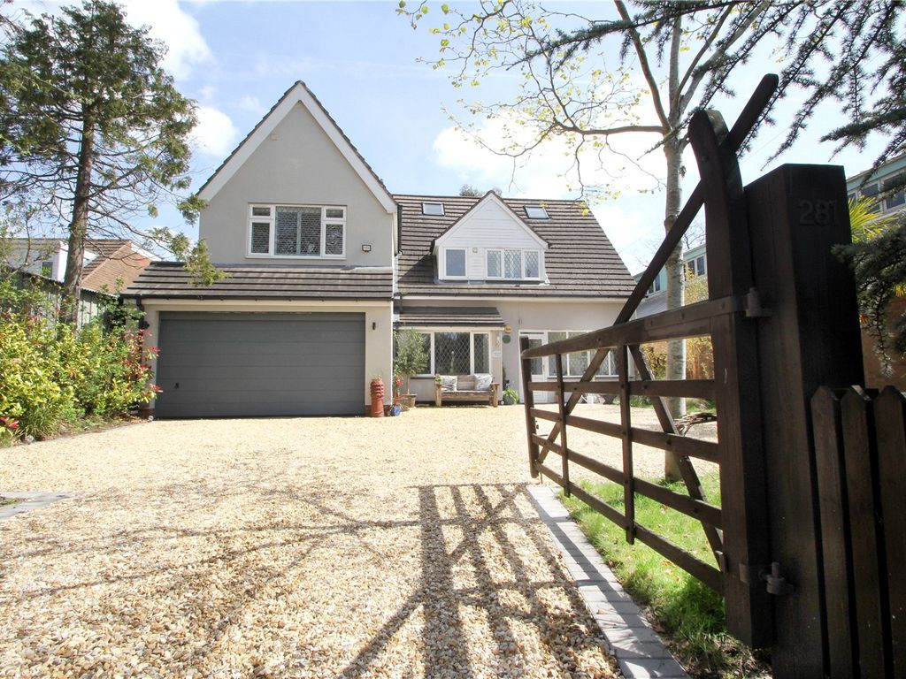 5 bed detached house for sale in Kenilworth Road, Balsall Common