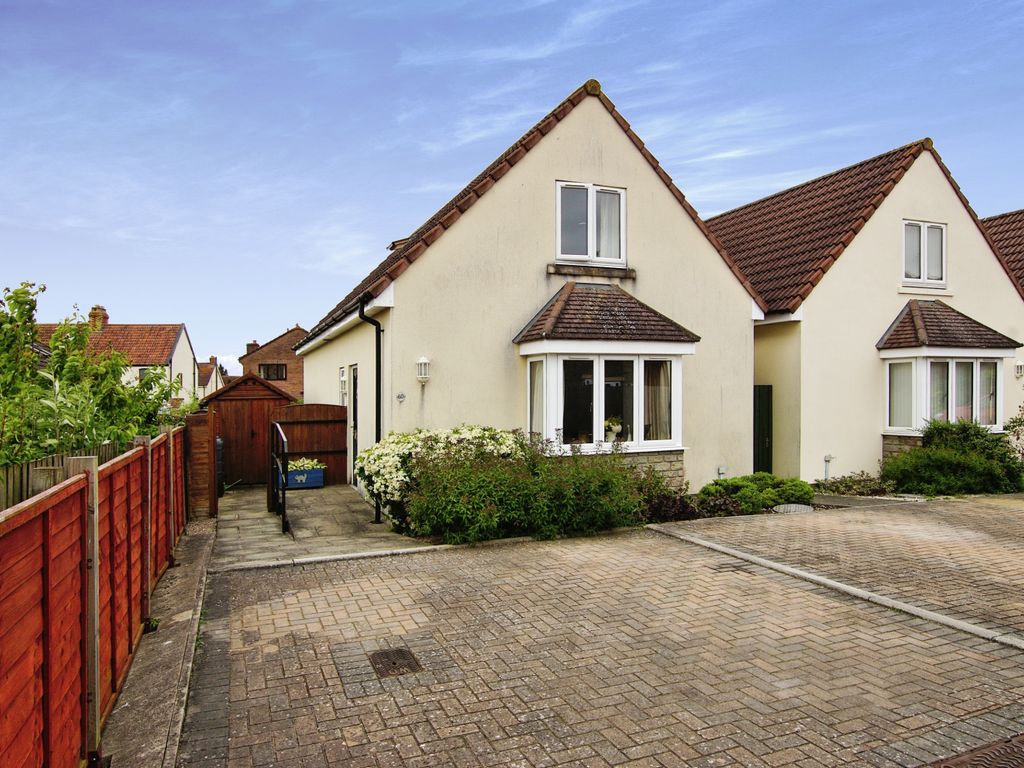 2 bed bungalow for sale in Blakeney Mills, Yate, Bristol