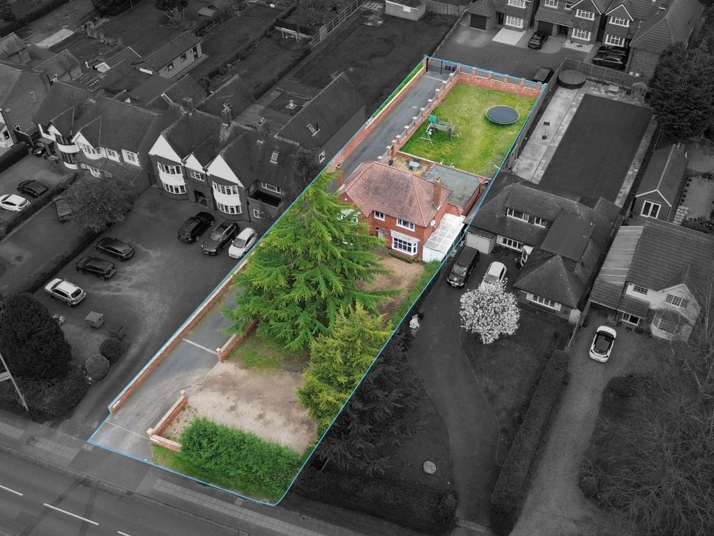 5 bed detached house for sale in Uppingham Road, Humberstone, Leicester