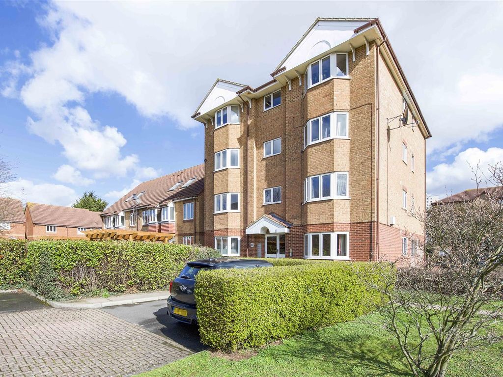 2 bed flat to rent in Varsity Drive, Twickenham TW1 Zoopla
