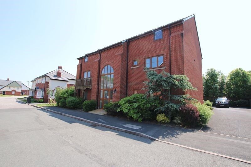 2 bed flat to rent in Jubilee Road, Walmer Bridge, Preston PR4 Zoopla