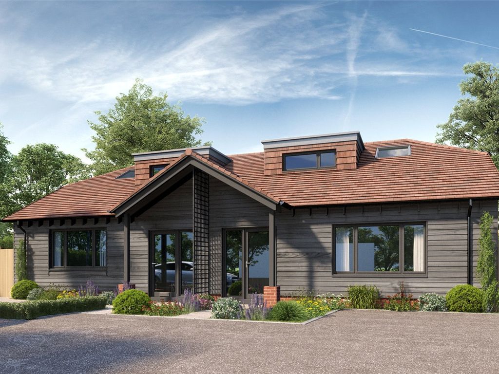 New home, 3 bed semidetached house for sale in Oakley Road, Luton LU4