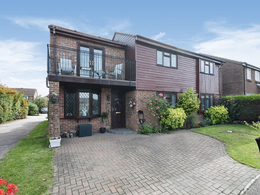 4 bed detached house for sale in Bouchers Mead, Springfield, Chelmsford