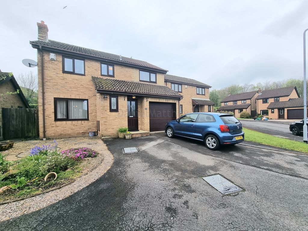 4 bed detached house for sale in Llys Briallen, Brackla, Bridgend