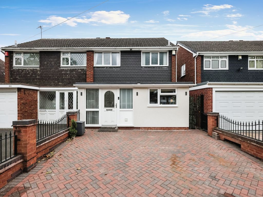 3 bed semidetached house for sale in Chester Road, Kingshurst