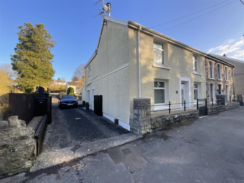 3 bed semidetached house for sale in High Street, Ammanford SA18 Zoopla
