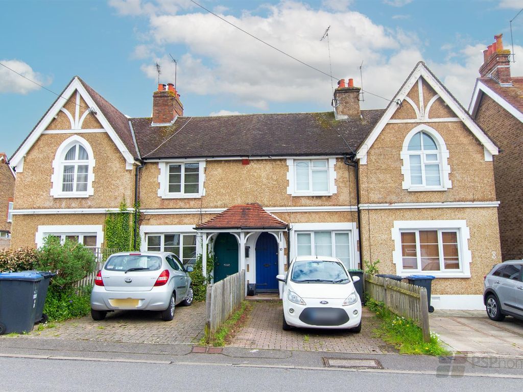 2 bed terraced house for sale in Fairfield Road, Burgess Hill RH15 Zoopla