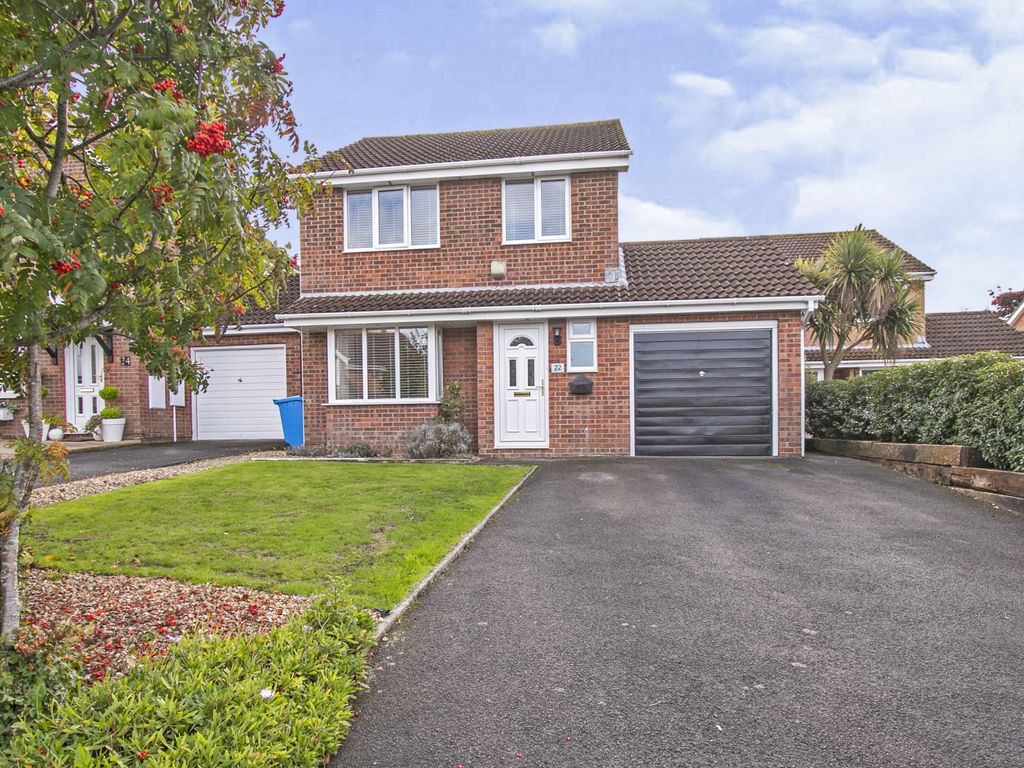 3 bed detached house for sale in Godmanston Close, Canford Heath, Poole