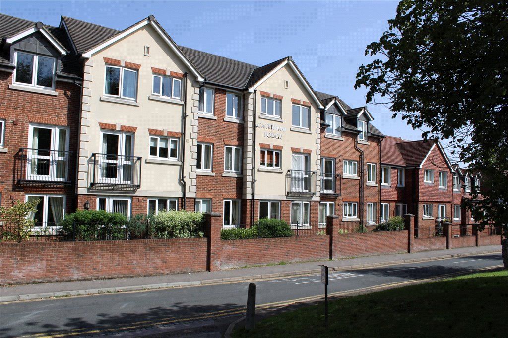 1 bed flat for sale in Caterham Lodge, 2 Stafford Road, Caterham